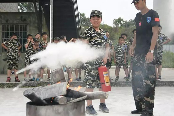 中小學(xué)生廣州黃埔軍事體驗(yàn)夏令營(yíng)