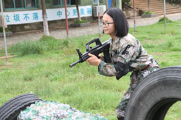 戰(zhàn)狼集結(jié)號(hào)軍事夏令營(yíng)